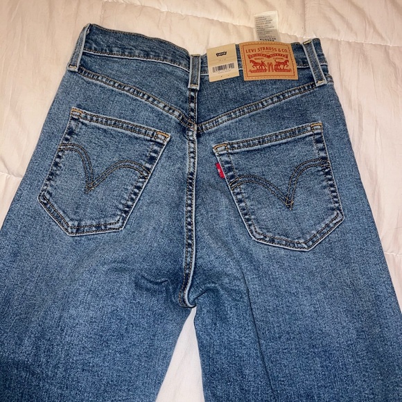 Levi’s Jeans - Picture 4 of 4